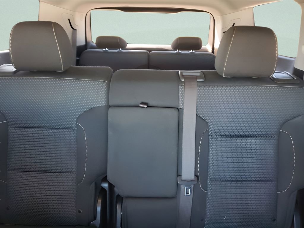 Used 2021 GMC Acadia SLE w/ Driver Convenience Package image 13