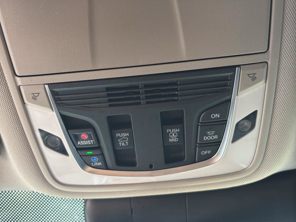 Certified 2024 Acura RDX SH-AWD image 19