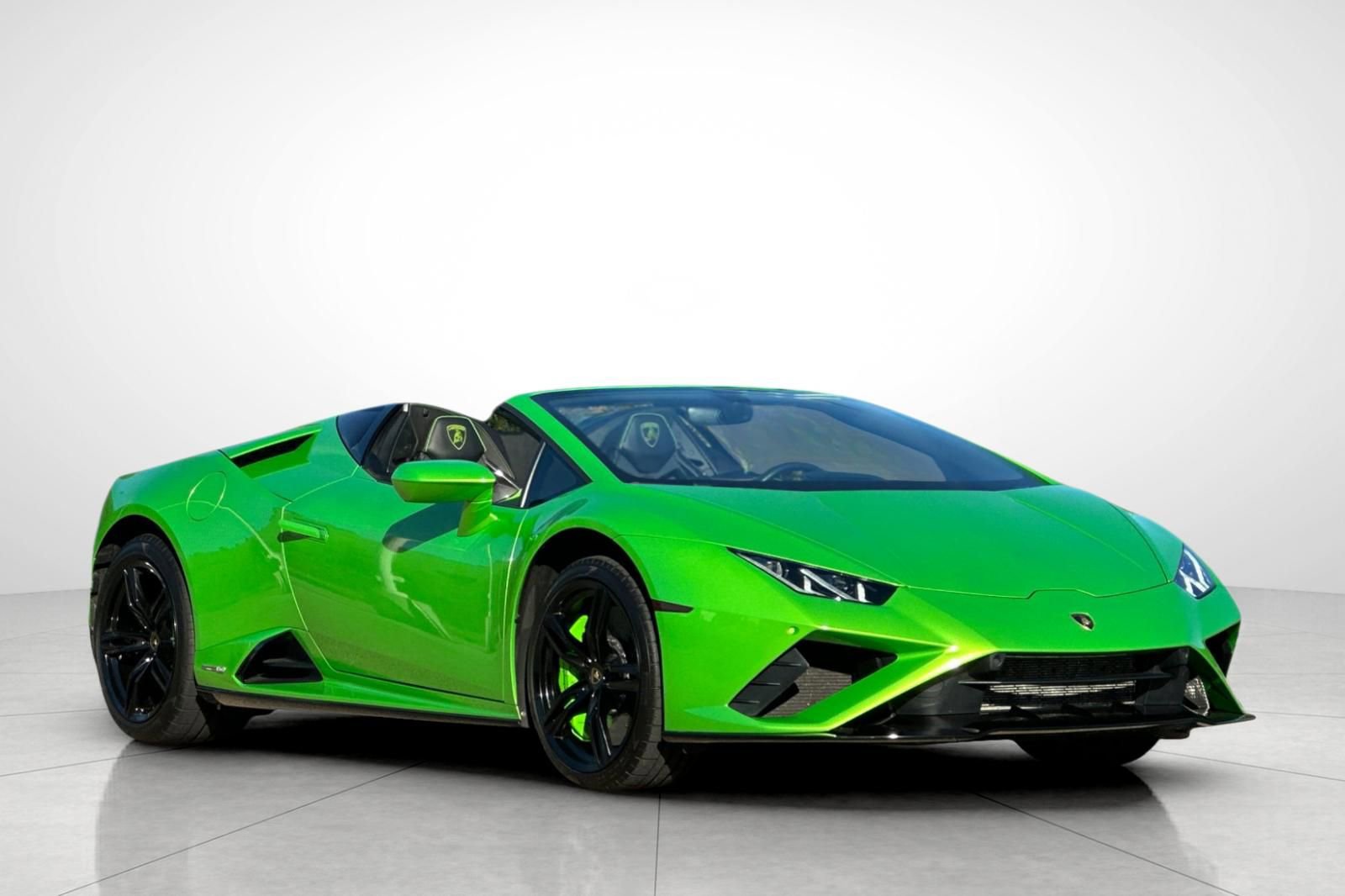 Used 2021 Lamborghini Huracan EVO image 2