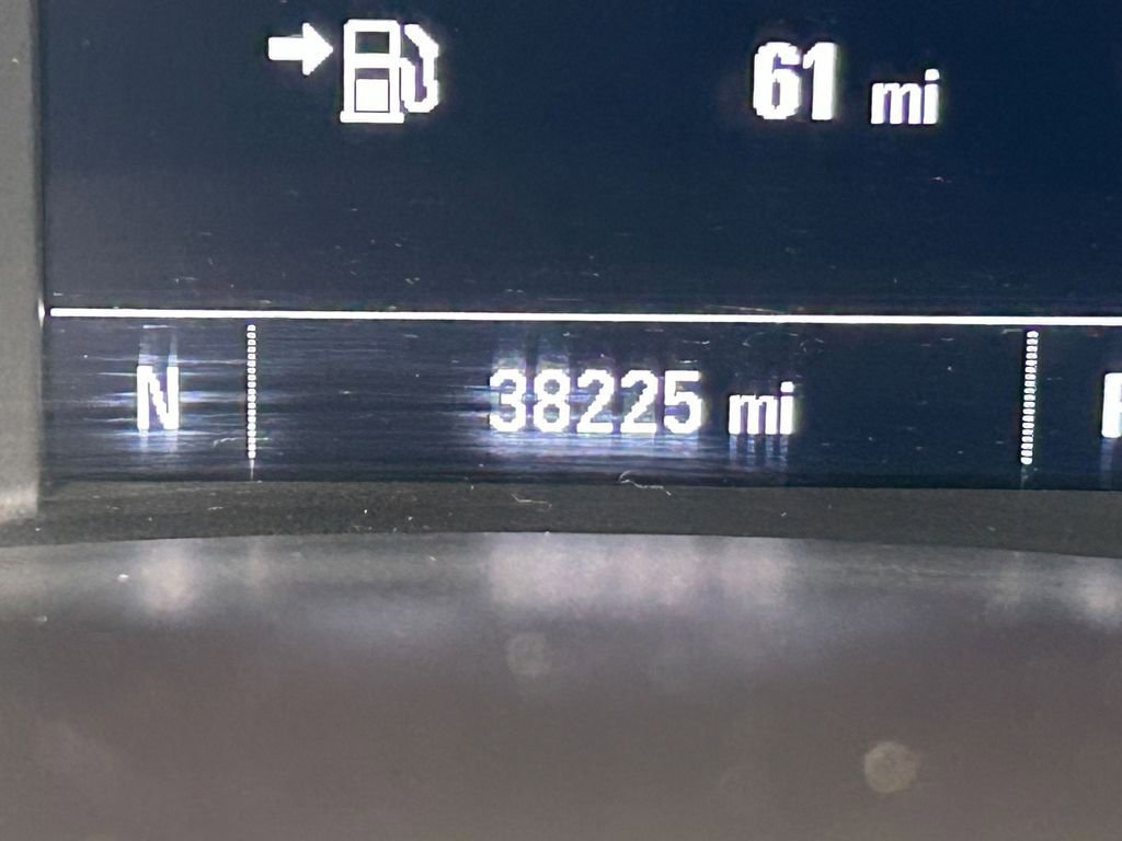 Used 2019 Chevrolet Equinox LS w/ LPO, Floor Liner Package FWD image 27