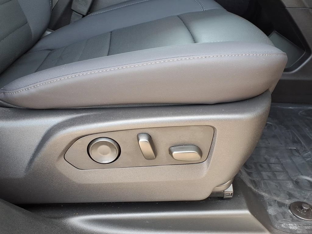 Used 2025 GMC Hummer EV 3X w/ LPO, Sport Package AWD/4WD image 13
