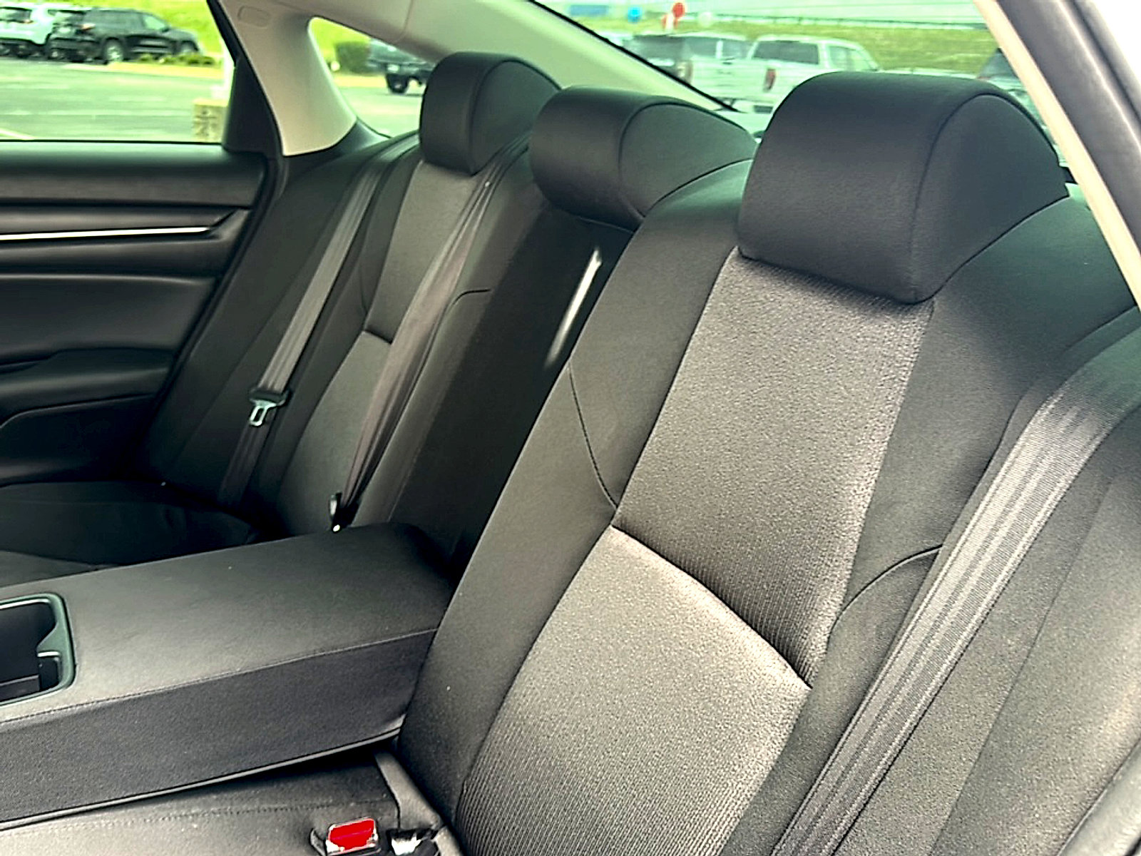 Used 2018 Honda Accord LX image 19