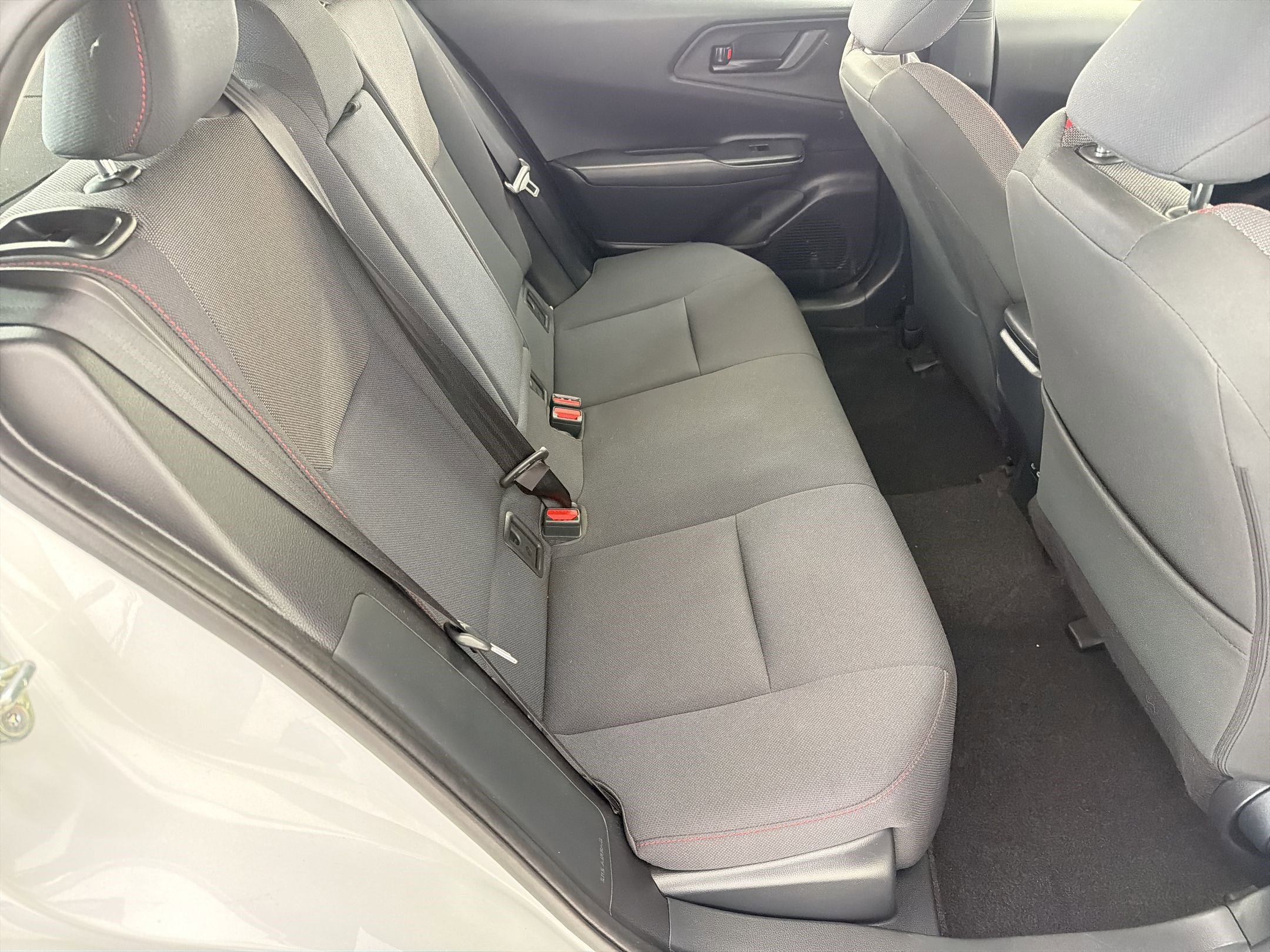 Used 2024 Toyota Prius Prime SE FWD image 27