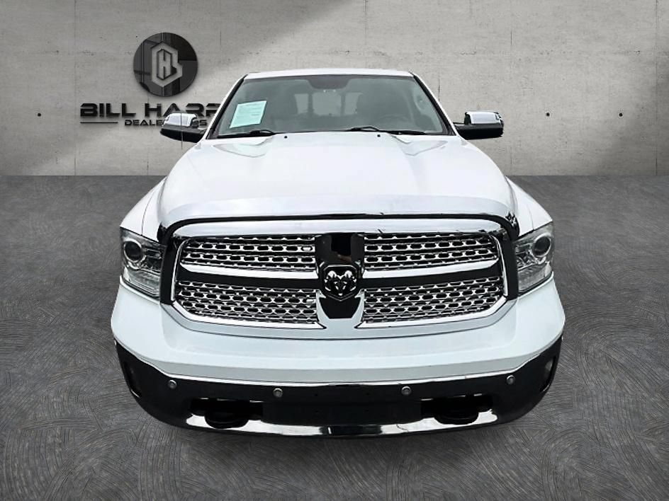 Used 2017 RAM 1500 Laramie w/ Convenience Group AWD/4WD image 2