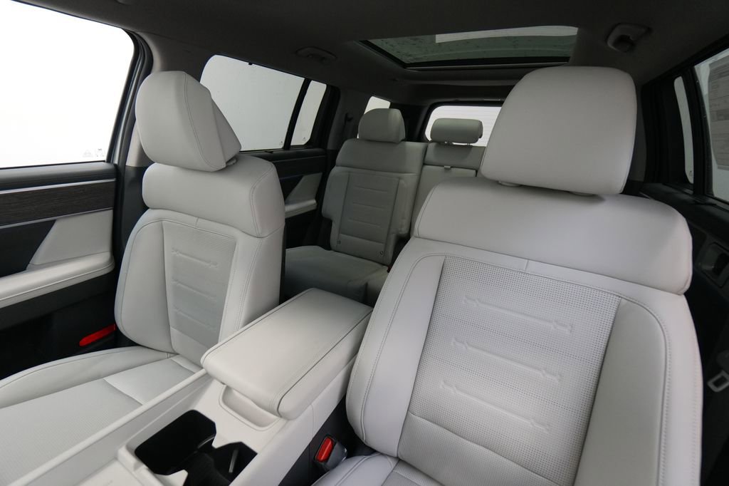 New 2026 Hyundai Santa Fe Limited image 17