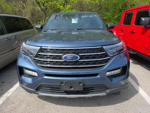 Used 2020 Ford Explorer XLT w/ Equipment Group 202A image 8
