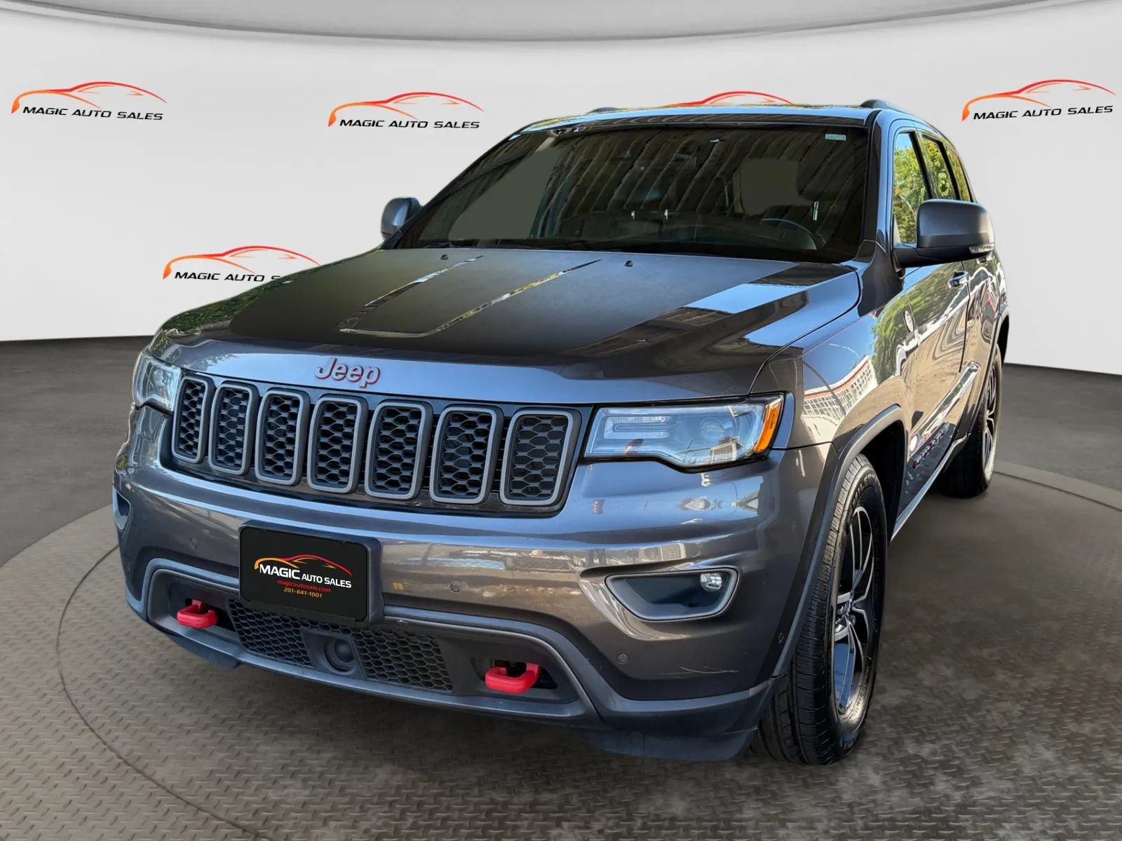 Used 2017 Jeep Grand Cherokee Trailhawk w/ Trailhawk Luxury Group