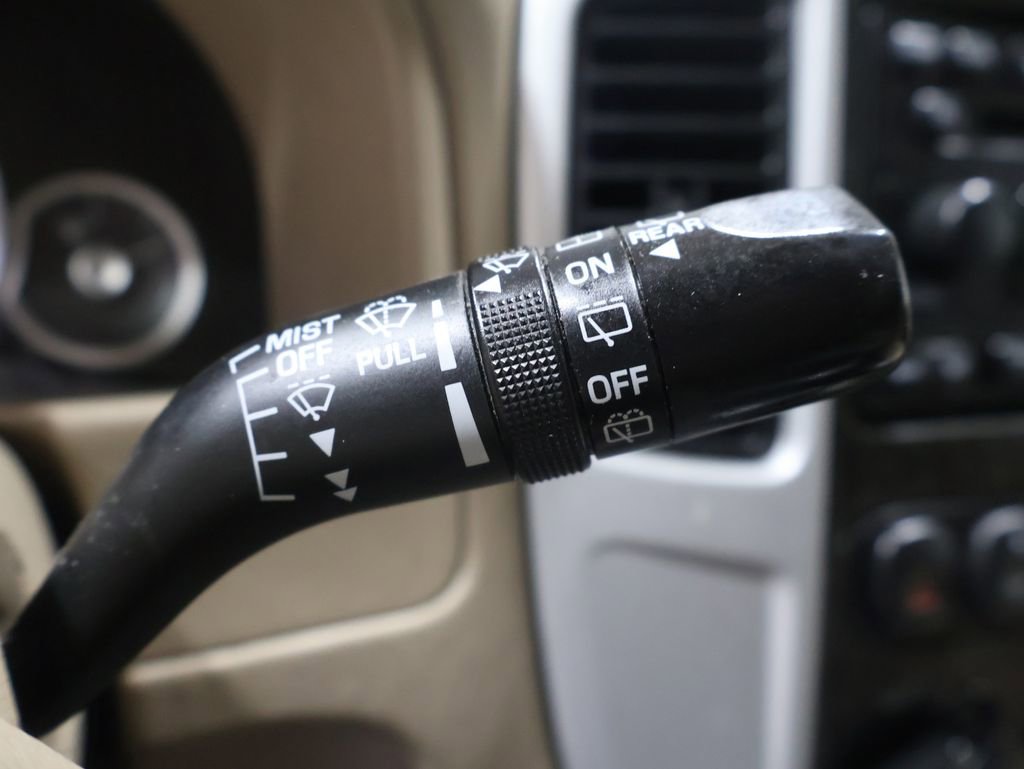 Used 2006 Mercury Mariner Luxury image 33