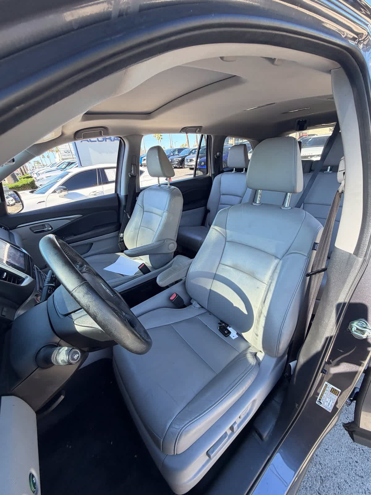 Used 2017 Honda Pilot EX-L image 13