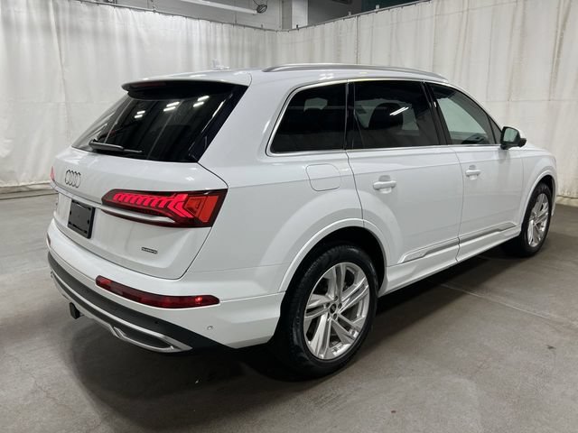 Used 2023 Audi Q7 3.0T Premium Plus AWD/4WD image 3