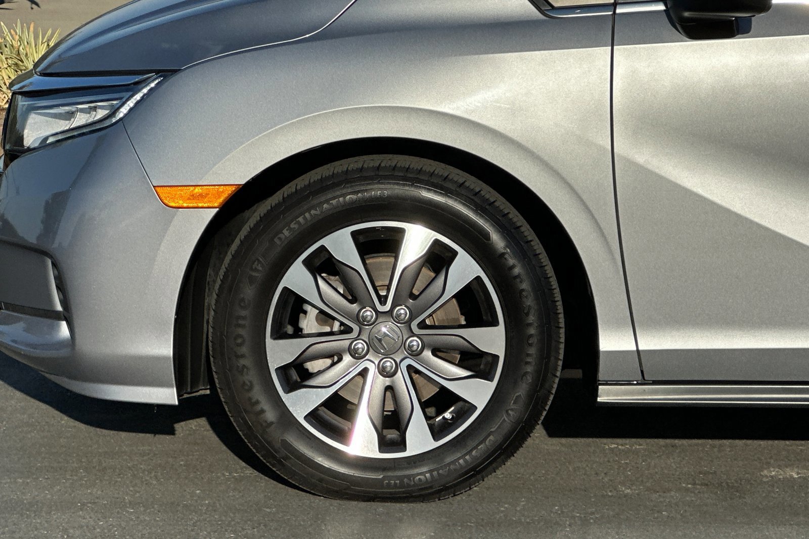 Used 2023 Honda Odyssey EX-L image 28