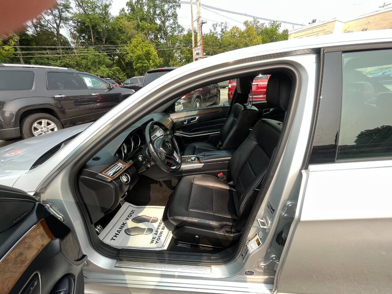 Used 2014 Mercedes-Benz E 350 E 350 Luxury 4MATIC AWD 4dr Se image 5