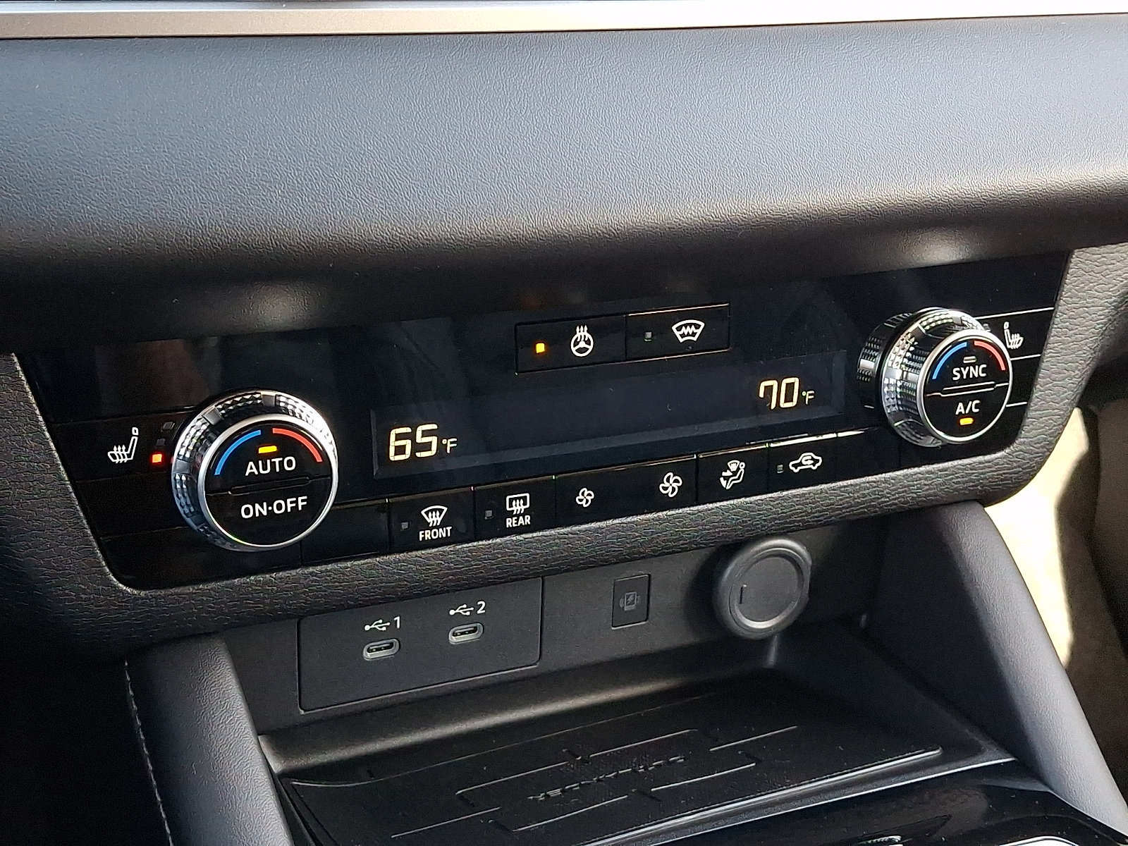 New 2026 Mitsubishi Outlander SE AWD/4WD image 13