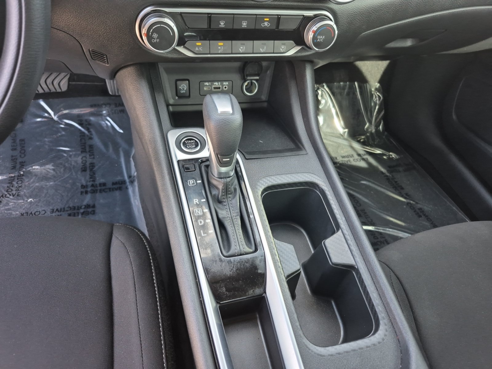Used 2024 Nissan Sentra SV FWD image 12
