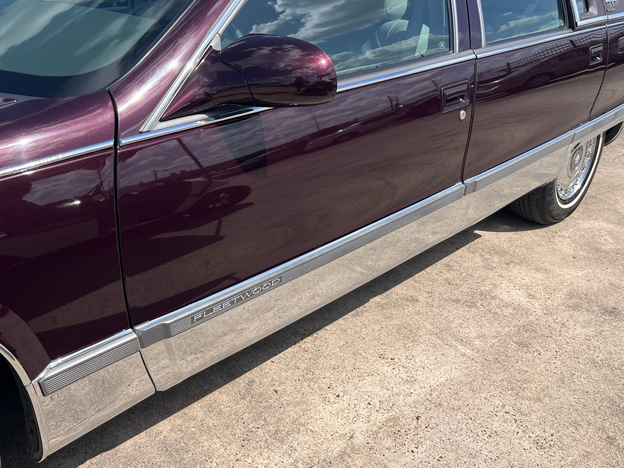 Used 1996 Cadillac Fleetwood Brougham image 34