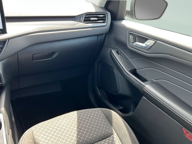 Used 2023 Ford Escape Active w/ Tech Pack #2 FWD image 13