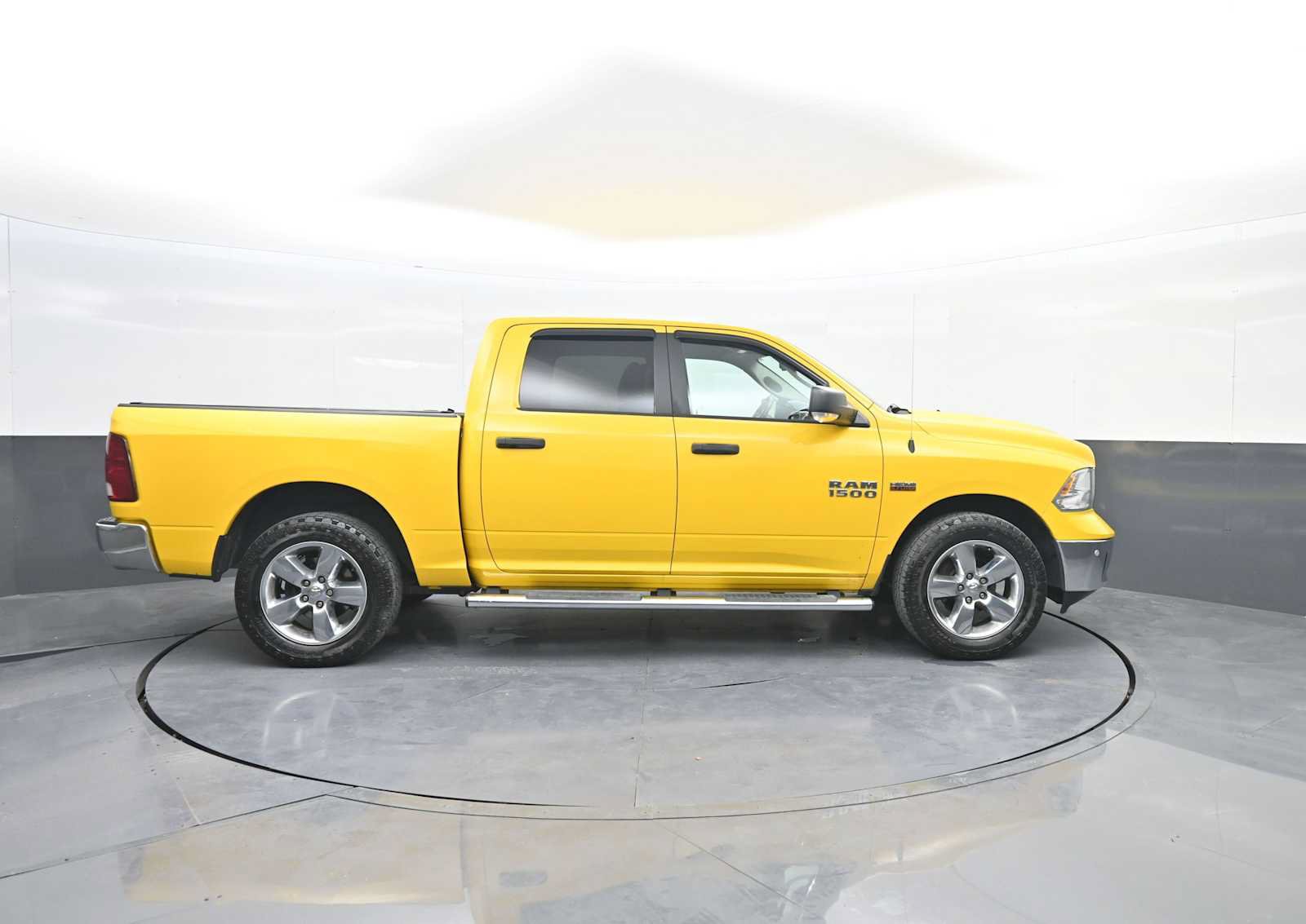 Used 2016 RAM 1500 Big Horn AWD/4WD image 9