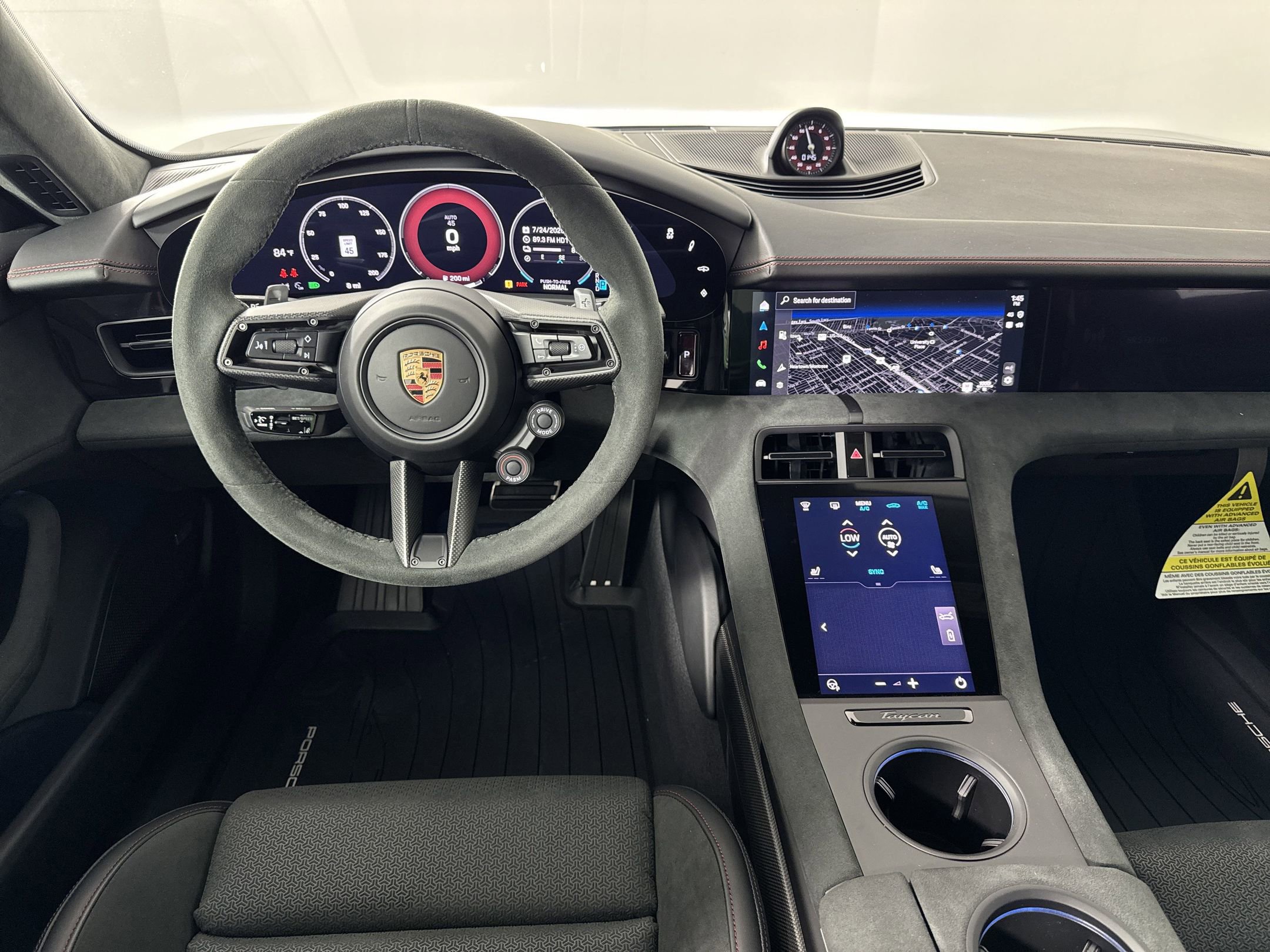 Used 2025 Porsche Taycan GTS image 27