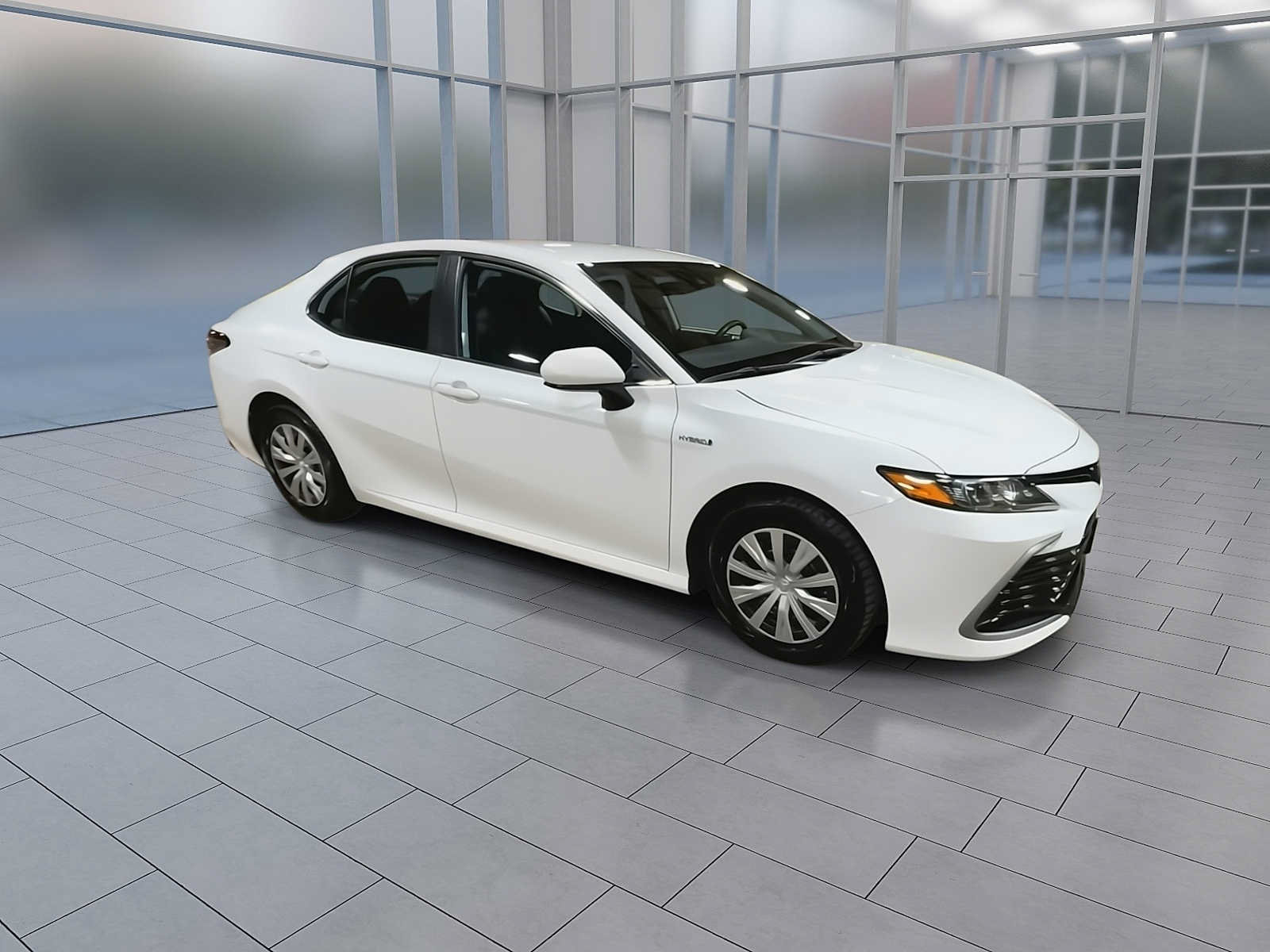 Used 2021 Toyota Camry LE FWD image 2