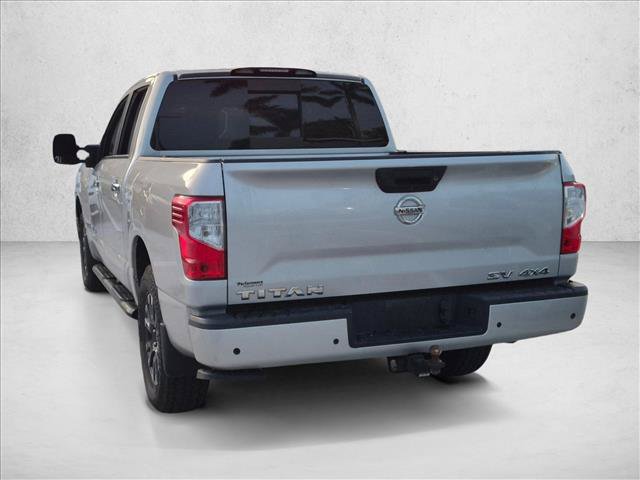Used 2020 Nissan Titan SV w/ SV Convenience Package AWD/4WD image 4