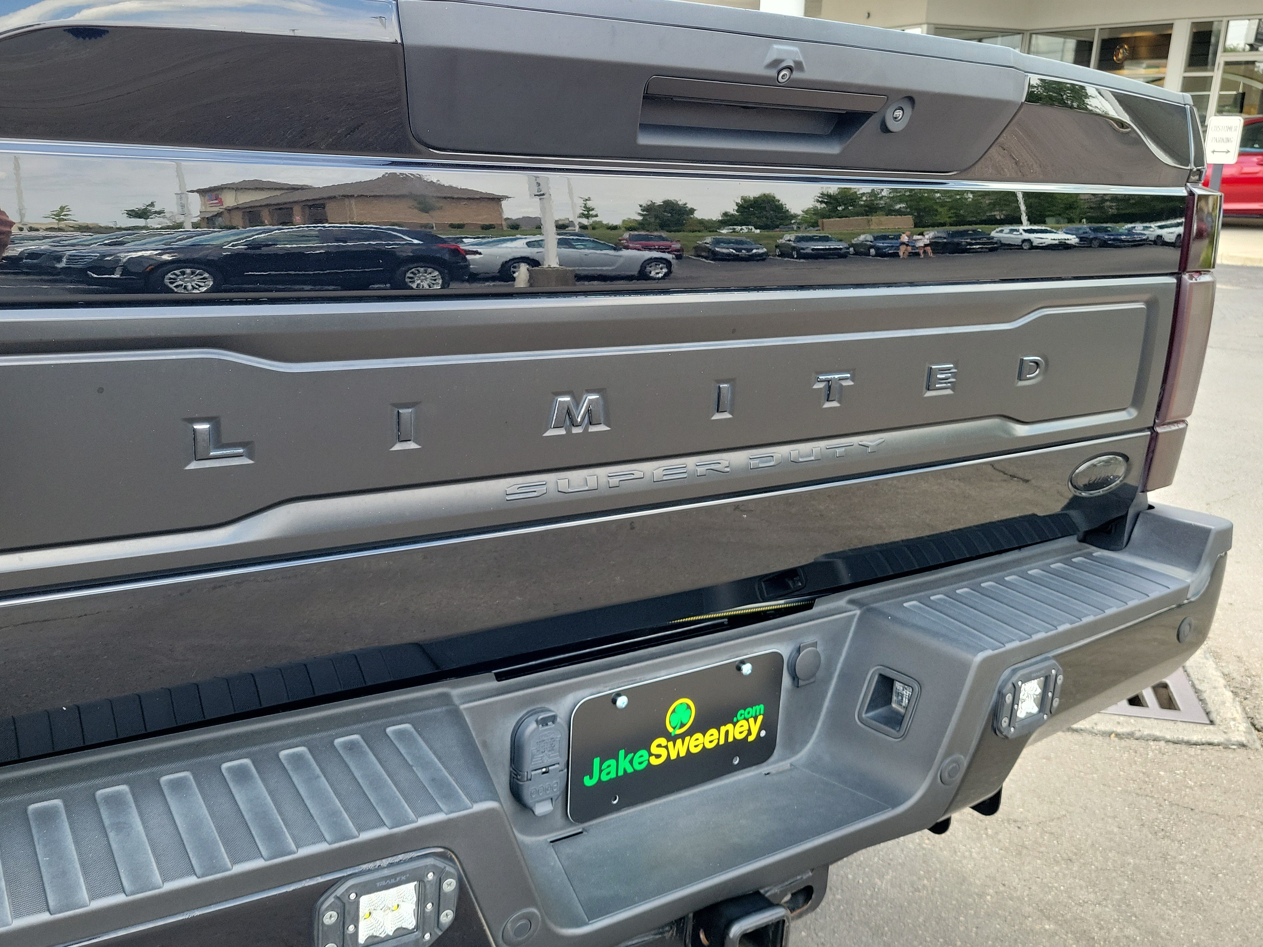 Used 2022 Ford F250 Limited AWD/4WD image 6