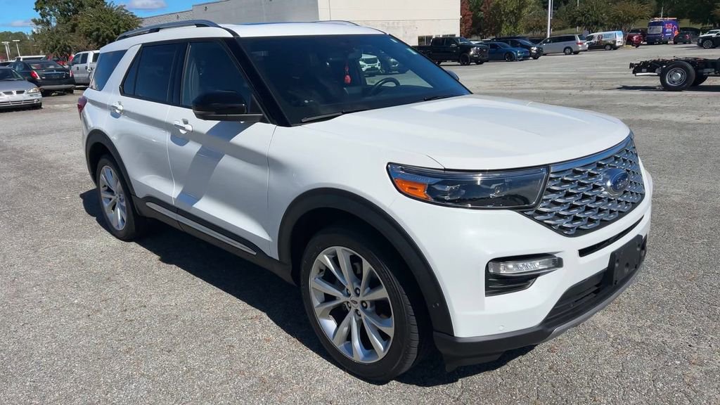 Used 2022 Ford Explorer Platinum w/ Equipment Group 601A image 17