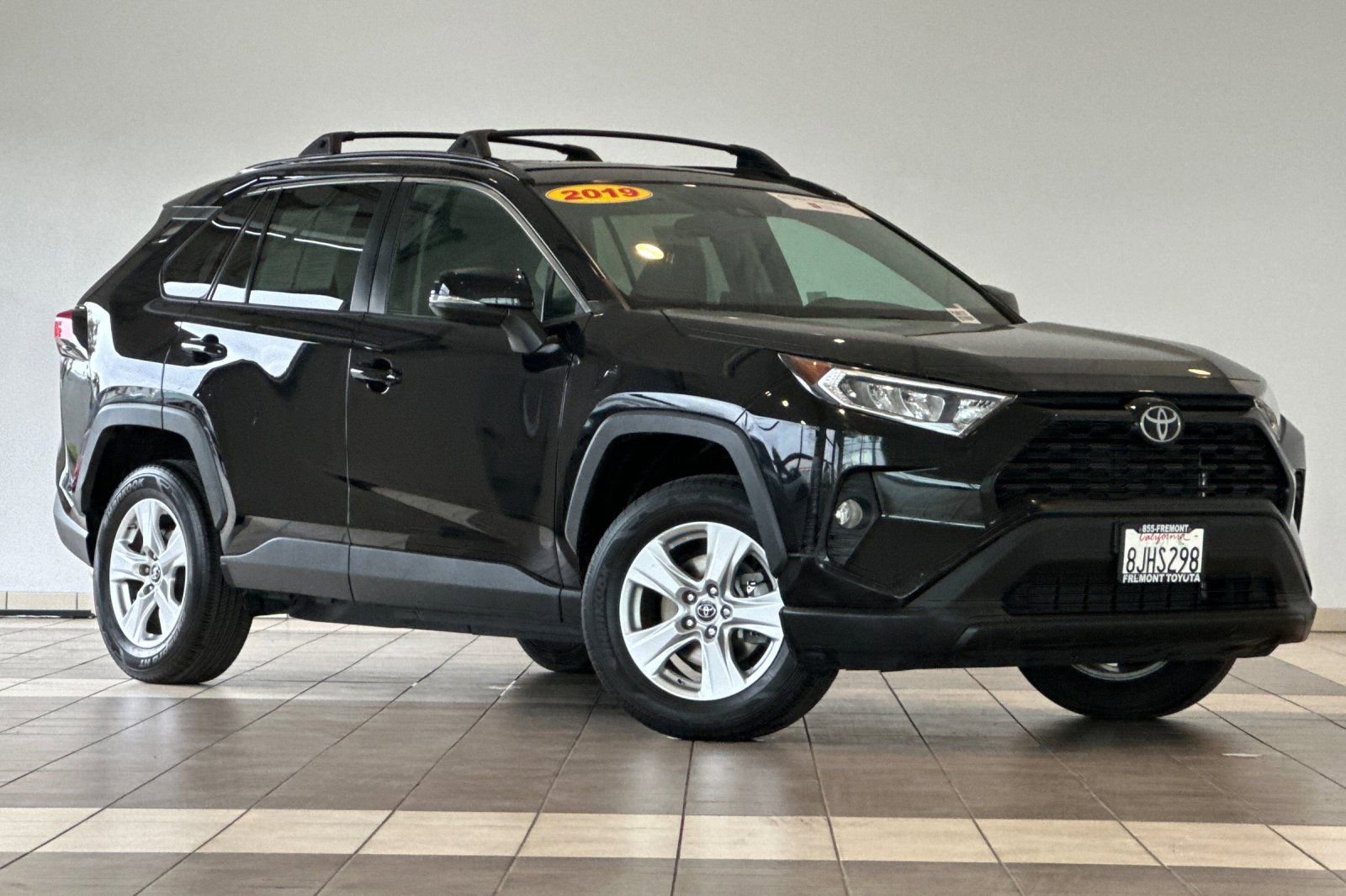 Certified 2019 Toyota RAV4 XLE w/ Carpet Mat Package image 2