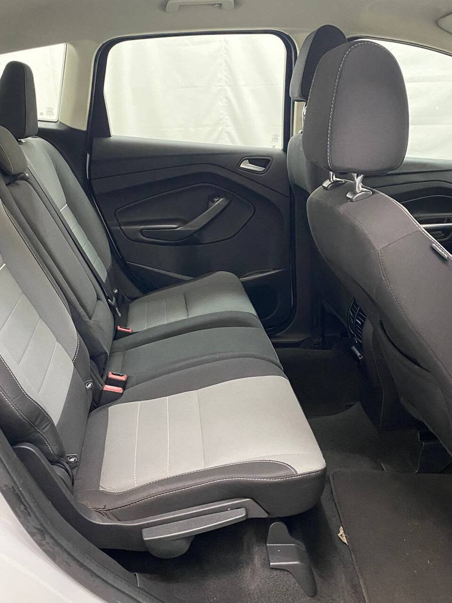 Used 2014 Ford C-MAX SE FWD image 12
