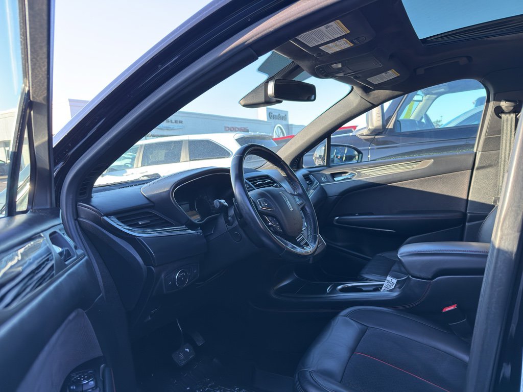 Used 2018 Lincoln MKC Black Label w/ Lincoln MKC Climate Package image 5