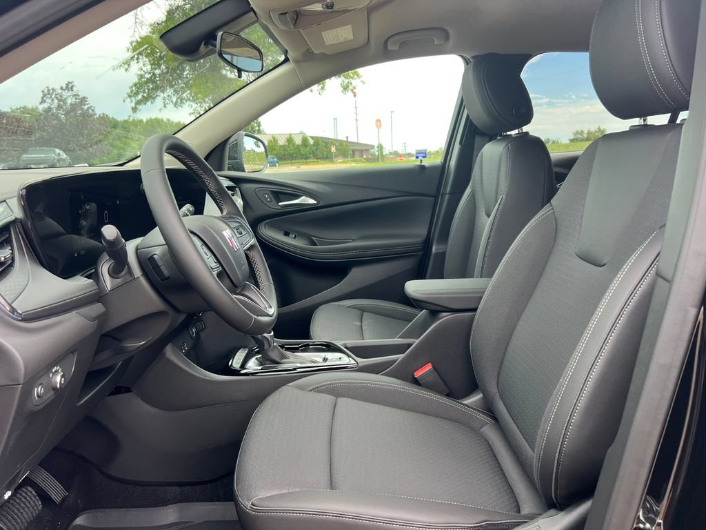 New 2026 Buick Encore GX Preferred w/ Comfort Package AWD/4WD image 4