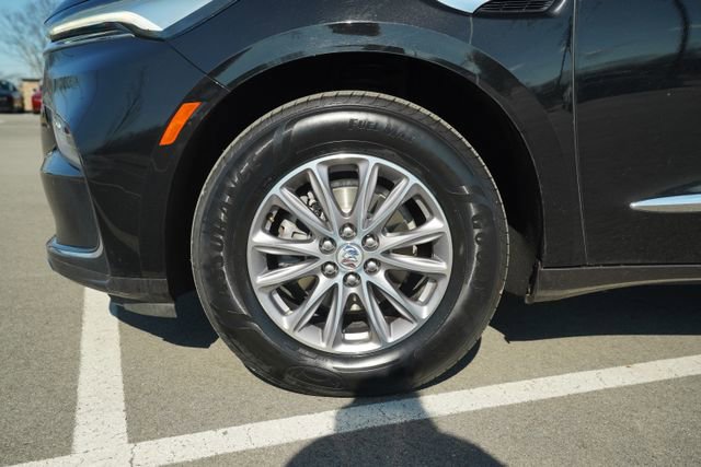 Used 2024 Buick Enclave Premium image 11