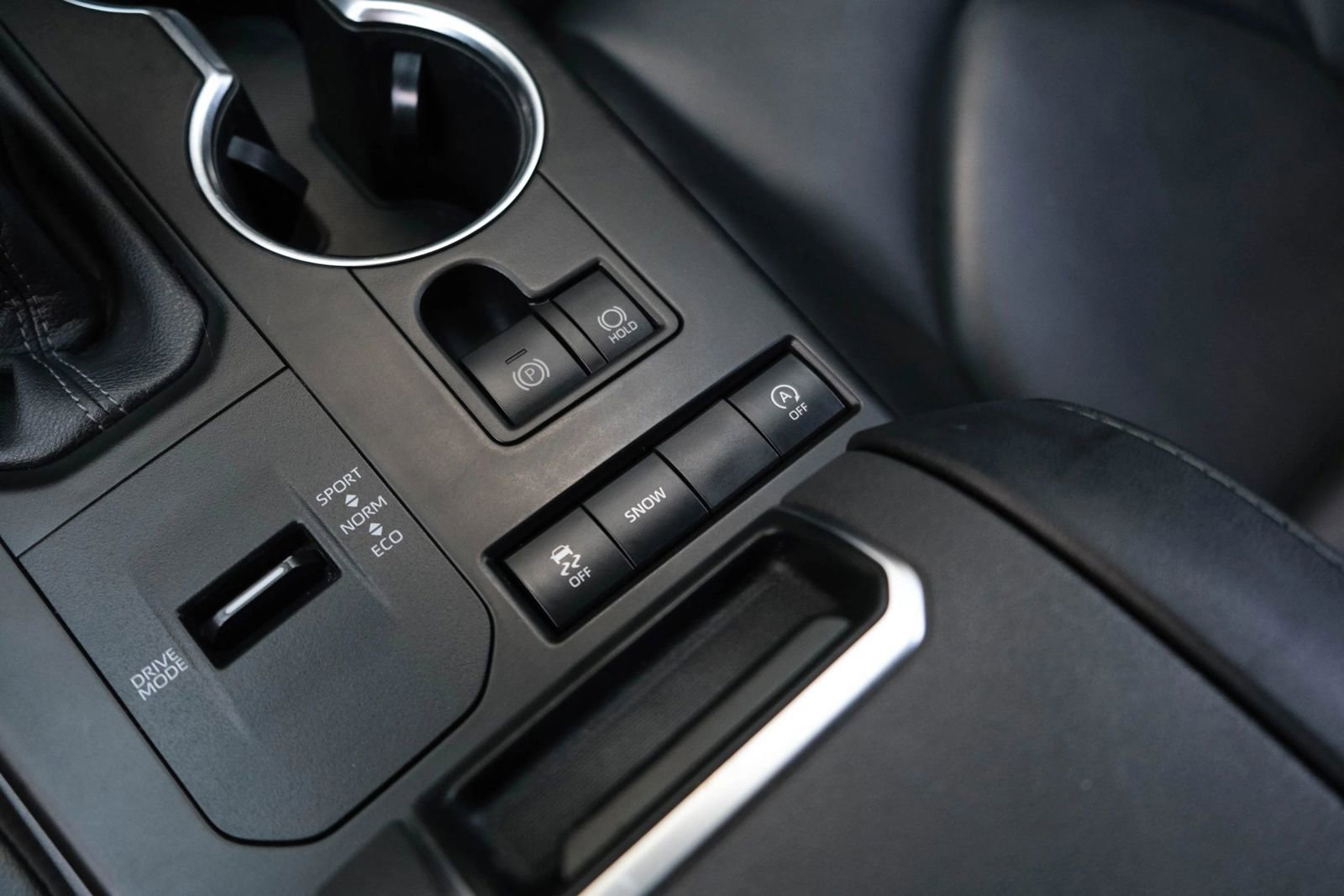 Used 2022 Toyota Highlander XLE image 48