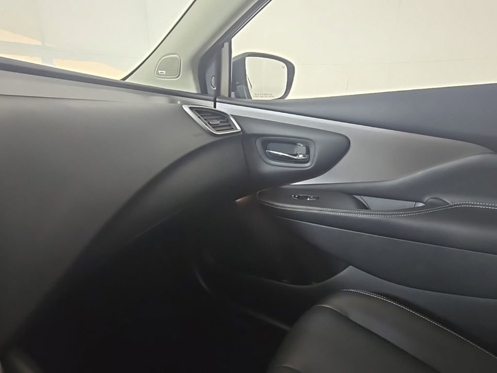 Used 2023 Nissan Murano SL w/ SL Moonroof Package image 23