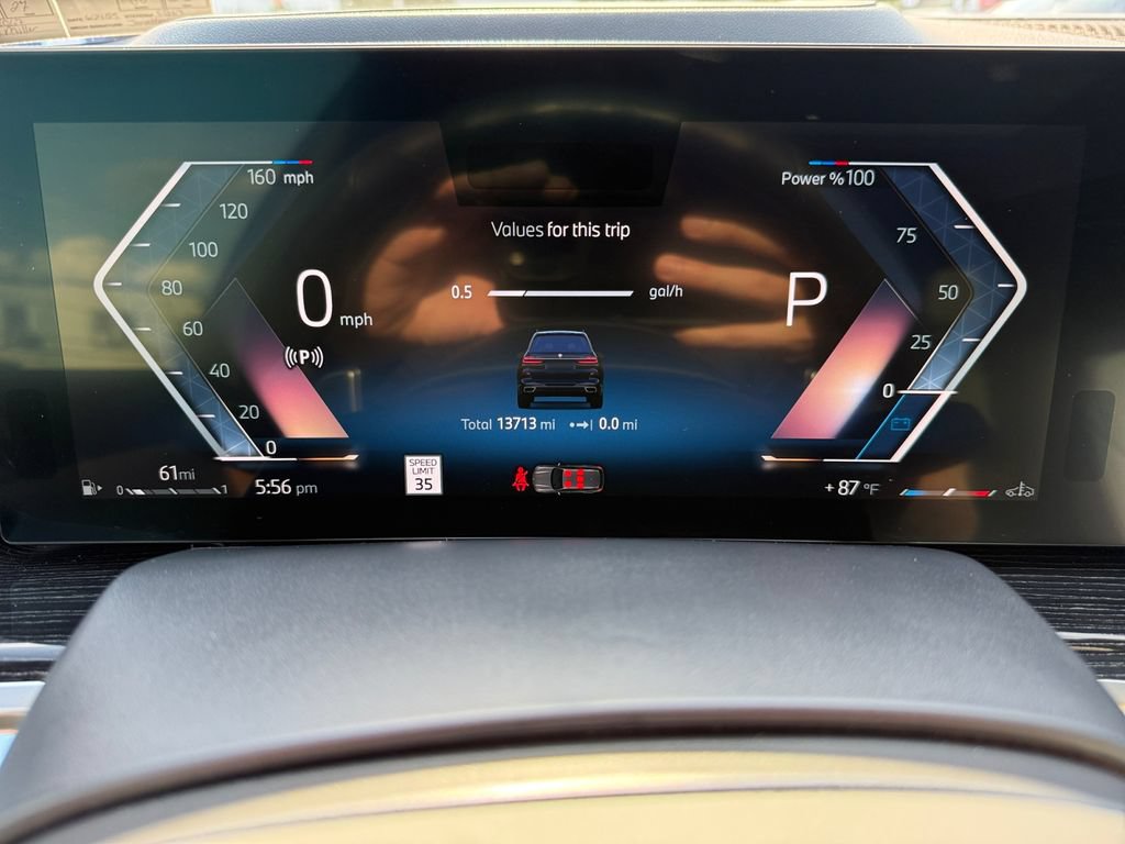 Used 2025 BMW X7 xDrive40i w/ M Sport Package AWD/4WD image 19