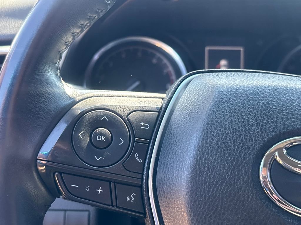 Used 2018 Toyota Camry SE w/ Convenience Package image 6