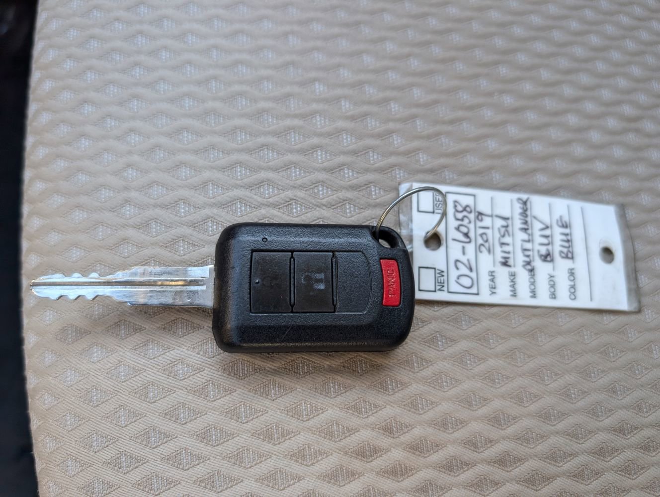 Used 2019 Mitsubishi Outlander ES image 25