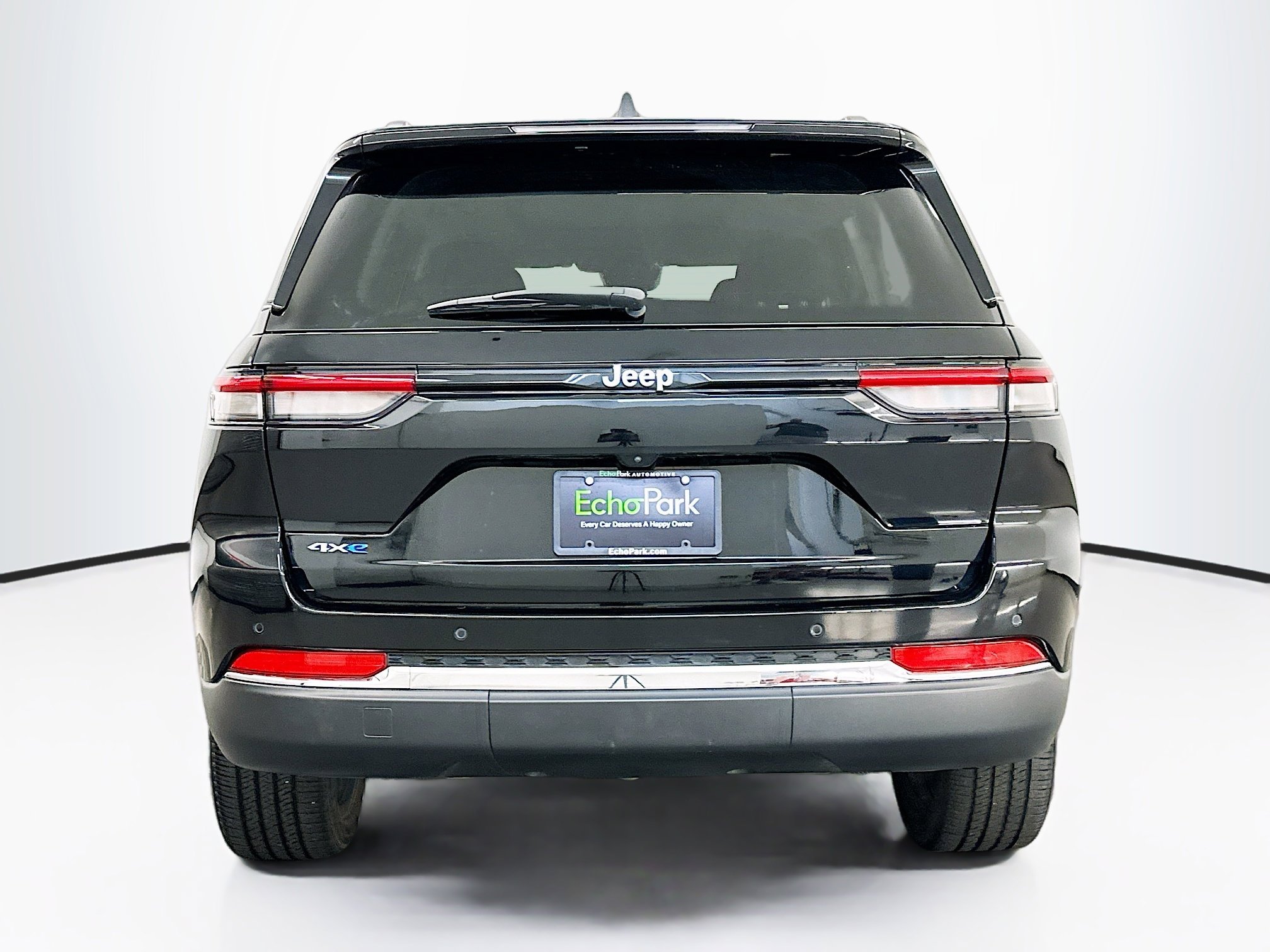 Used 2023 Jeep Grand Cherokee 4WD 4xe image 7