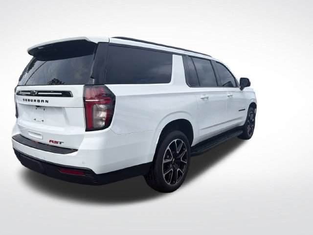 Used 2023 Chevrolet Suburban RST w/ Luxury Package AWD/4WD image 5