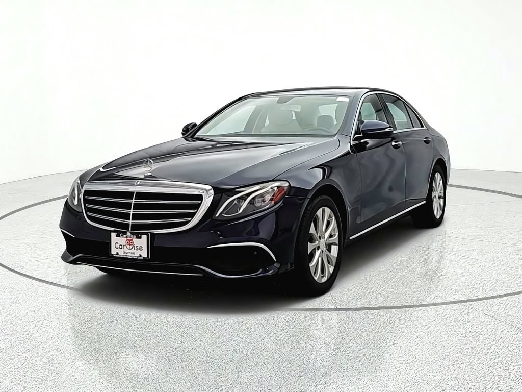 Used 2017 Mercedes-Benz E 300 4MATIC image 2
