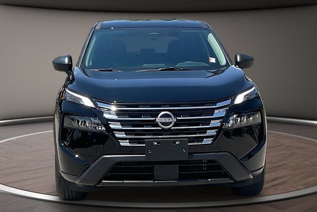 Used 2025 Nissan Rogue S FWD image 3