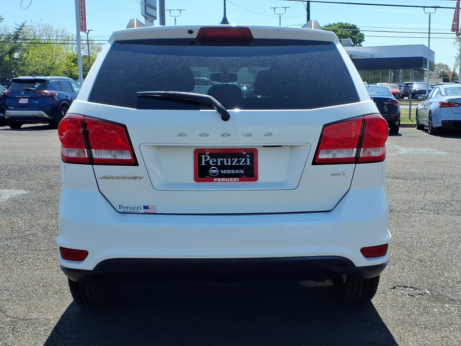 Used 2016 Dodge Journey SXT w/ Premium Group FWD image 4