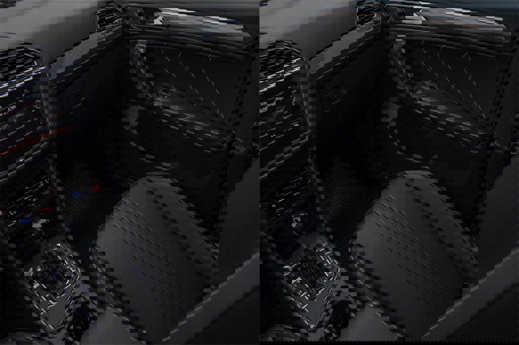 New 2024 Volkswagen Tiguan SE R-Line image 24