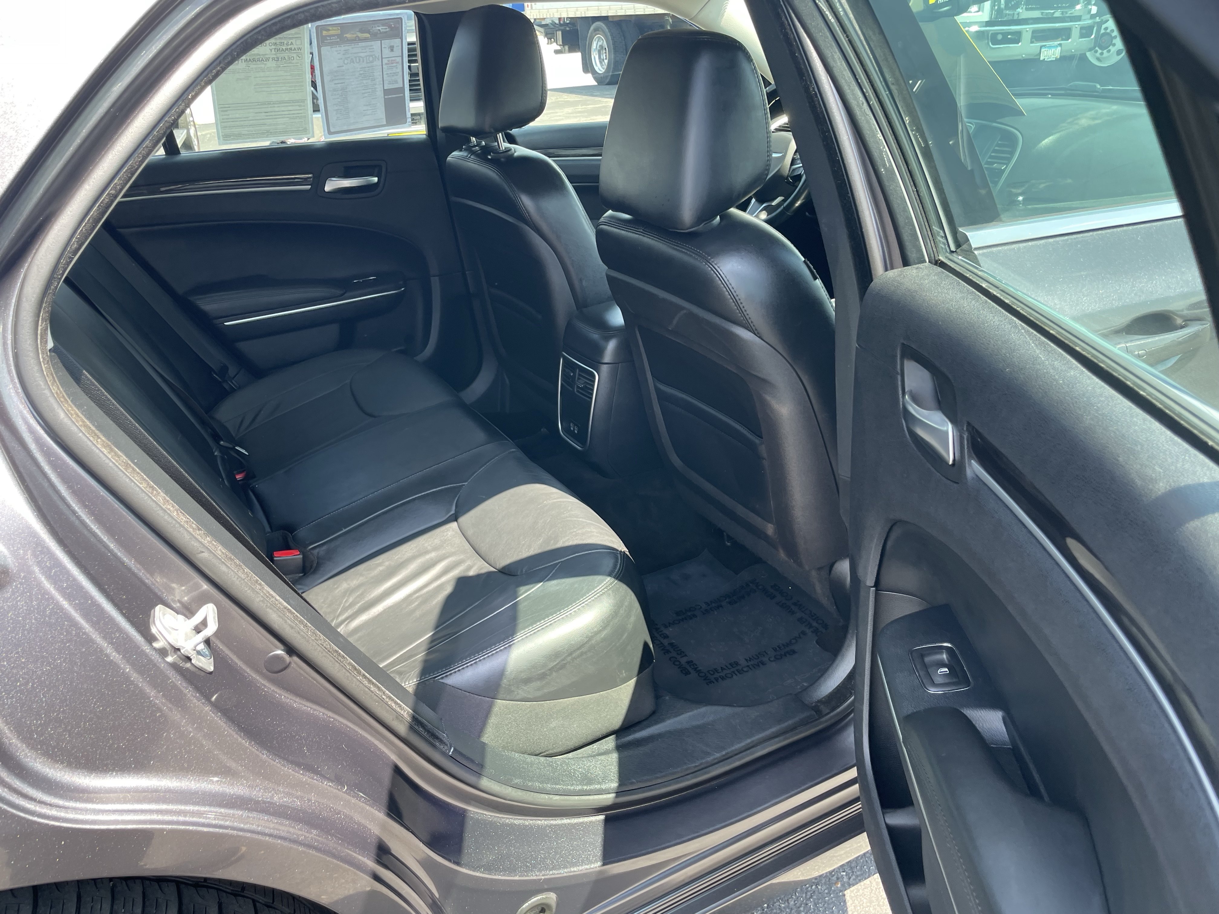 Used 2015 Chrysler 300 Limited AWD/4WD image 27