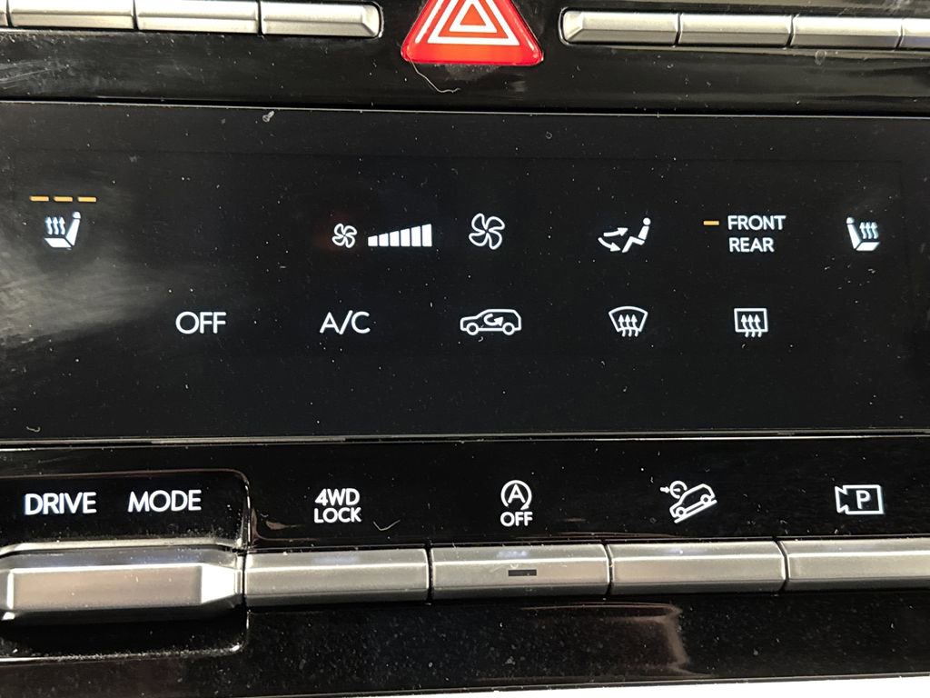 Used 2025 Hyundai Santa Fe XRT image 8