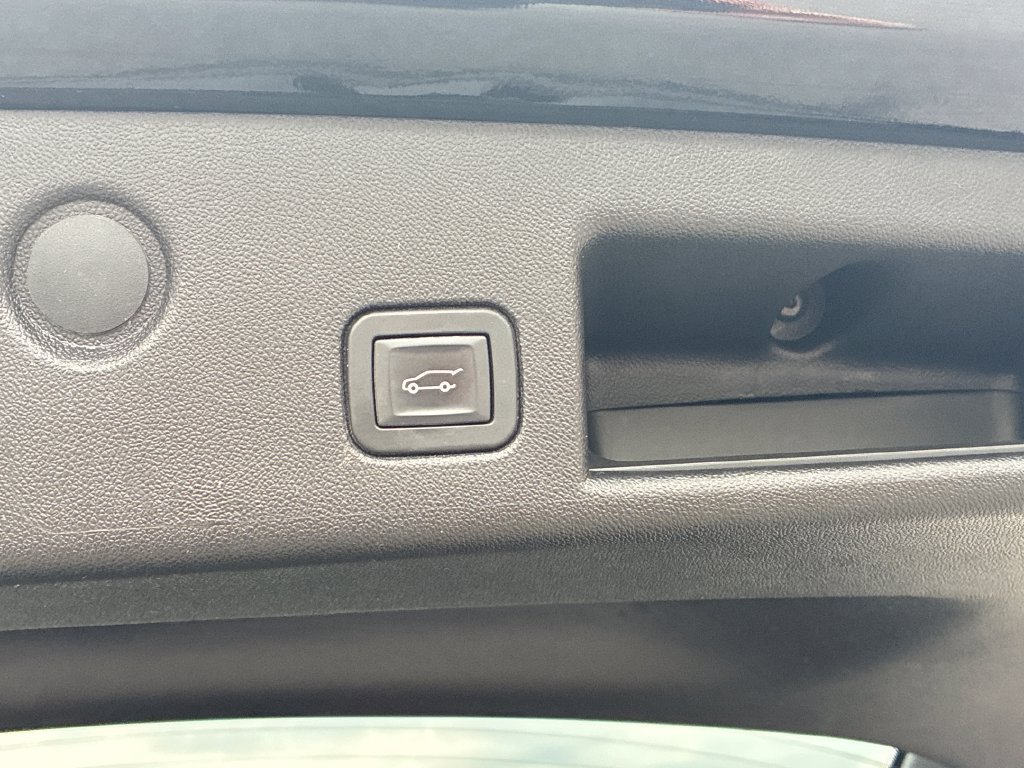 Used 2019 Chevrolet Equinox LT AWD/4WD image 36