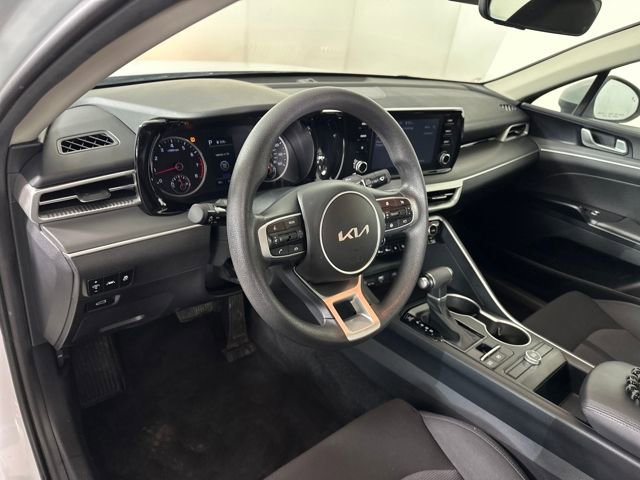 Used 2023 Kia K5 LXS image 13
