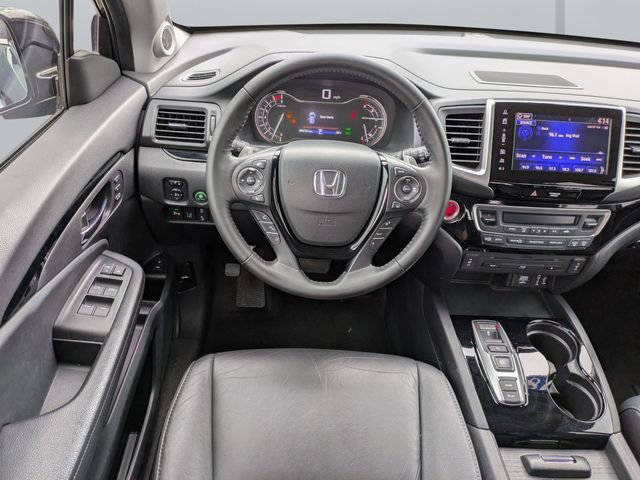 Used 2018 Honda Pilot Touring image 17
