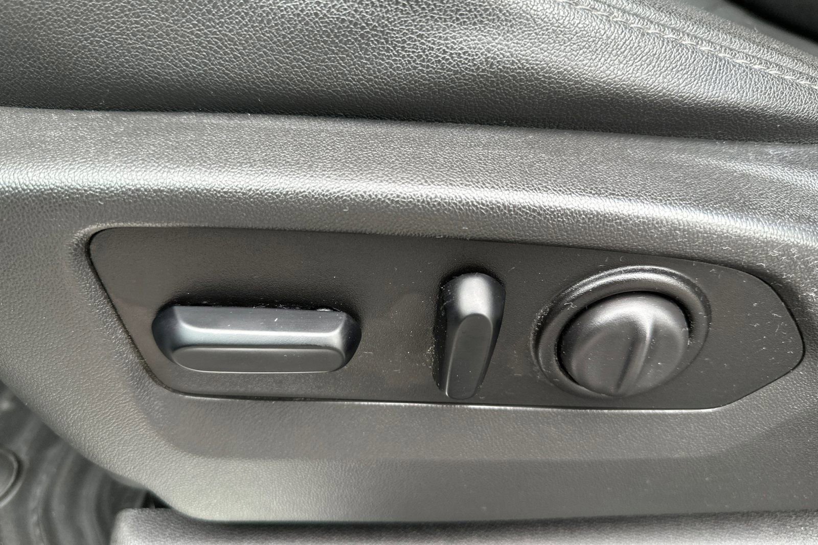 Used 2021 Chevrolet Silverado 2500 LTZ w/ LTZ Plus Package image 12