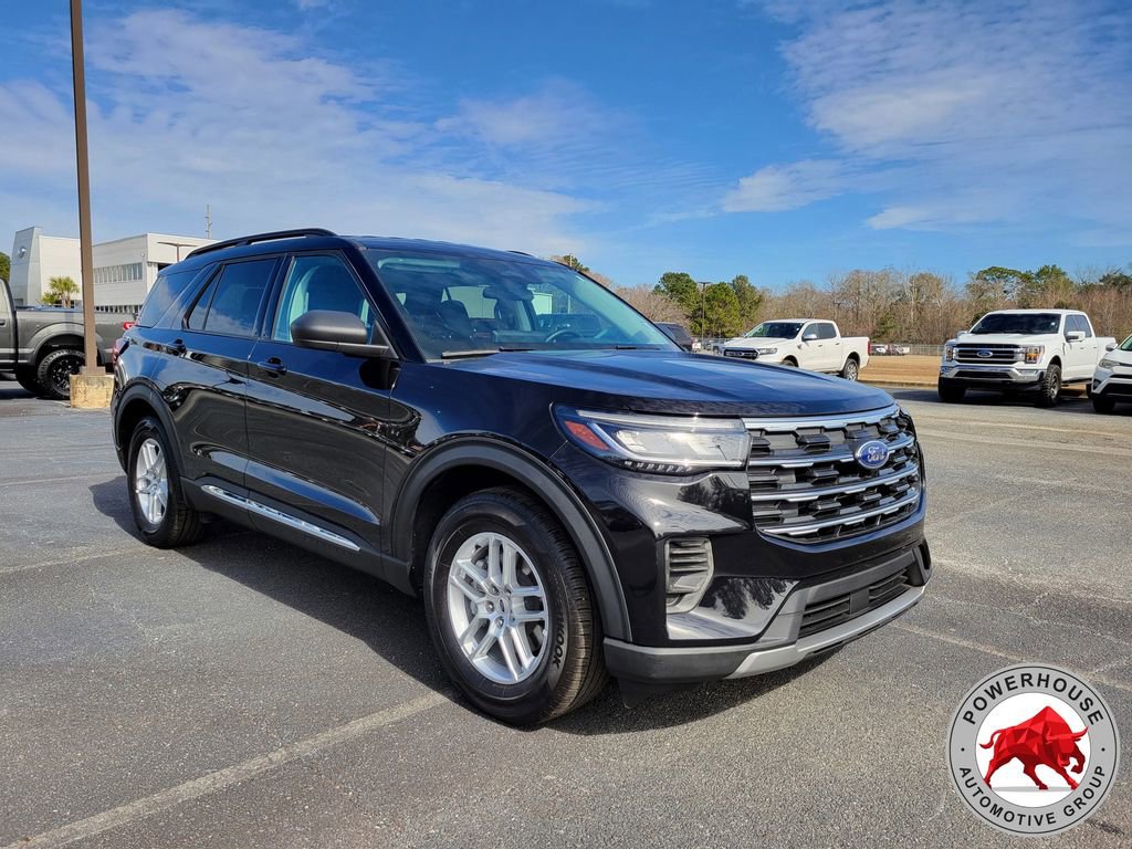 Certified 2025 Ford Explorer Active image 8