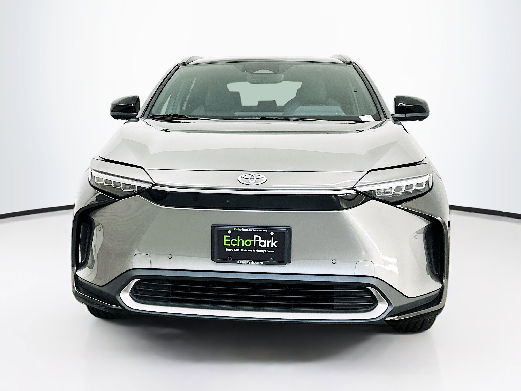 Used 2023 Toyota bZ4X Limited w/ Weather Package AWD/4WD image 2